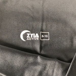 Zyia Active leggings